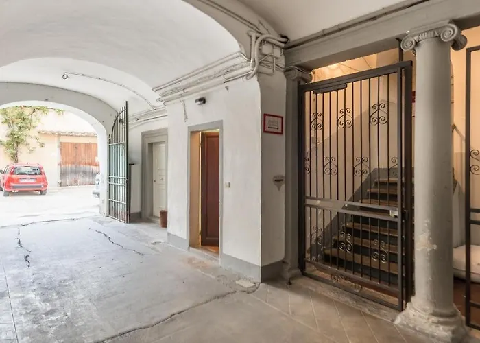 La Casa Di Ugo-a Due Passi Dal Duomo 피렌체